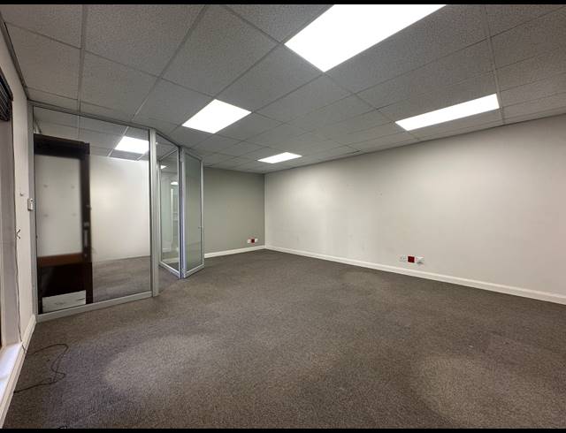 386M² OFFICE TO LET IN SANDTON CENTRAL